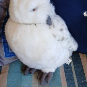 Warner Bros.Harry Potter  White and Gray Snowy Owl Plush Puppet.